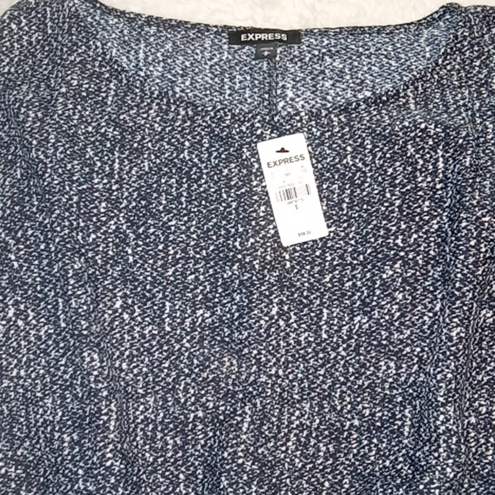 Express half sleeve size Small black and white multi color Blouse  NWT